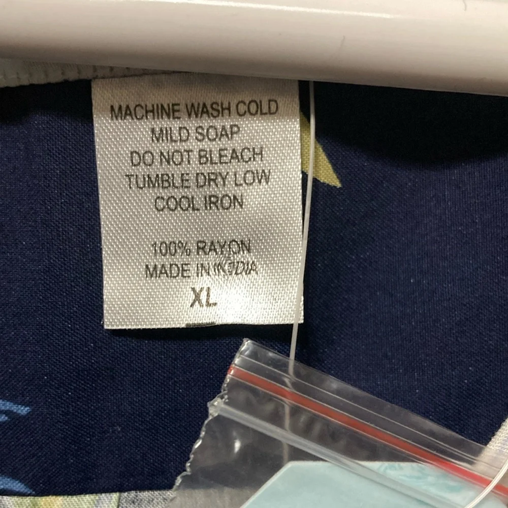 Hawaii Hangover men’s XL - Picture 6 of 6